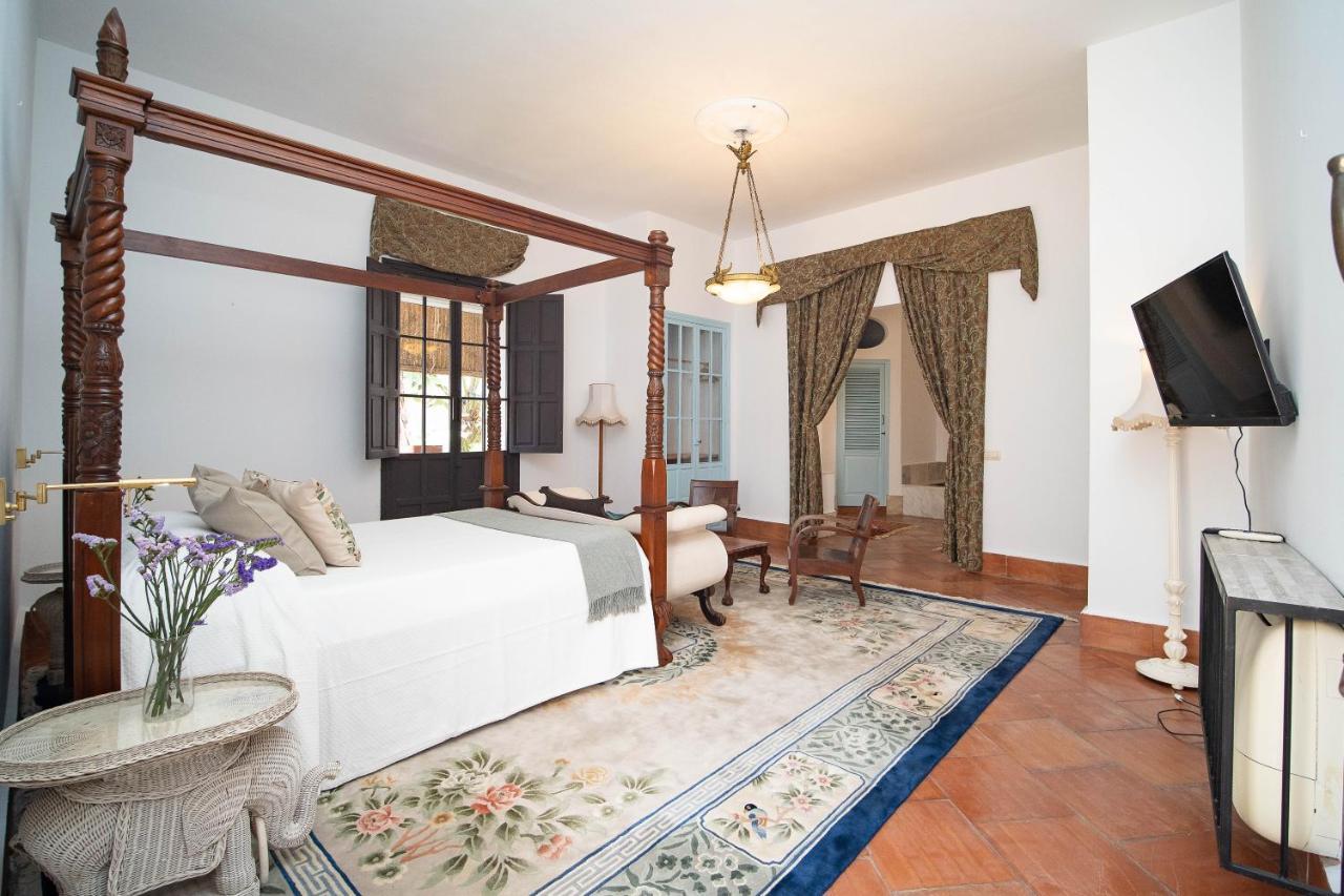 Bed and Breakfast La Casa 1832 Boutique Санлукар-де-Баррамеда Экстерьер фото